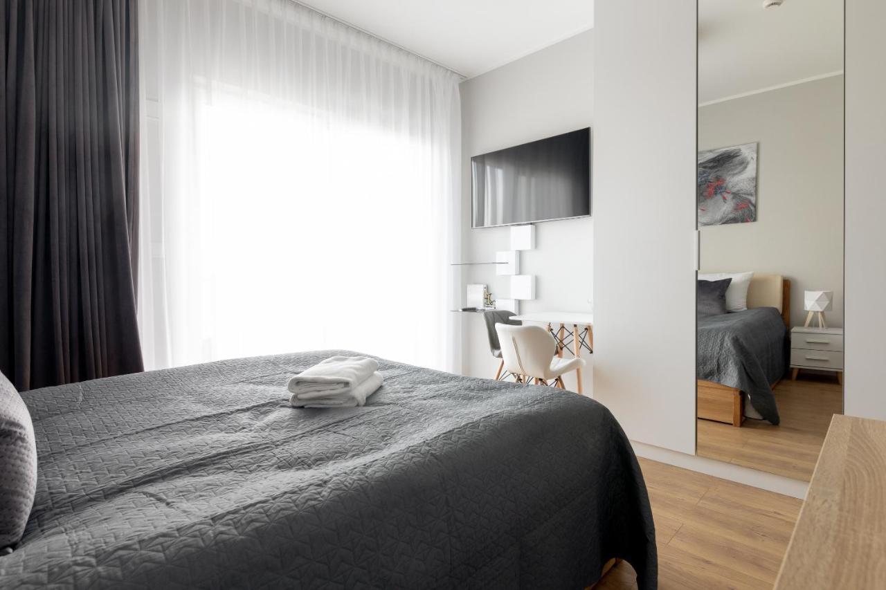 Wola Chic Silver Studio Warsaw Exterior photo